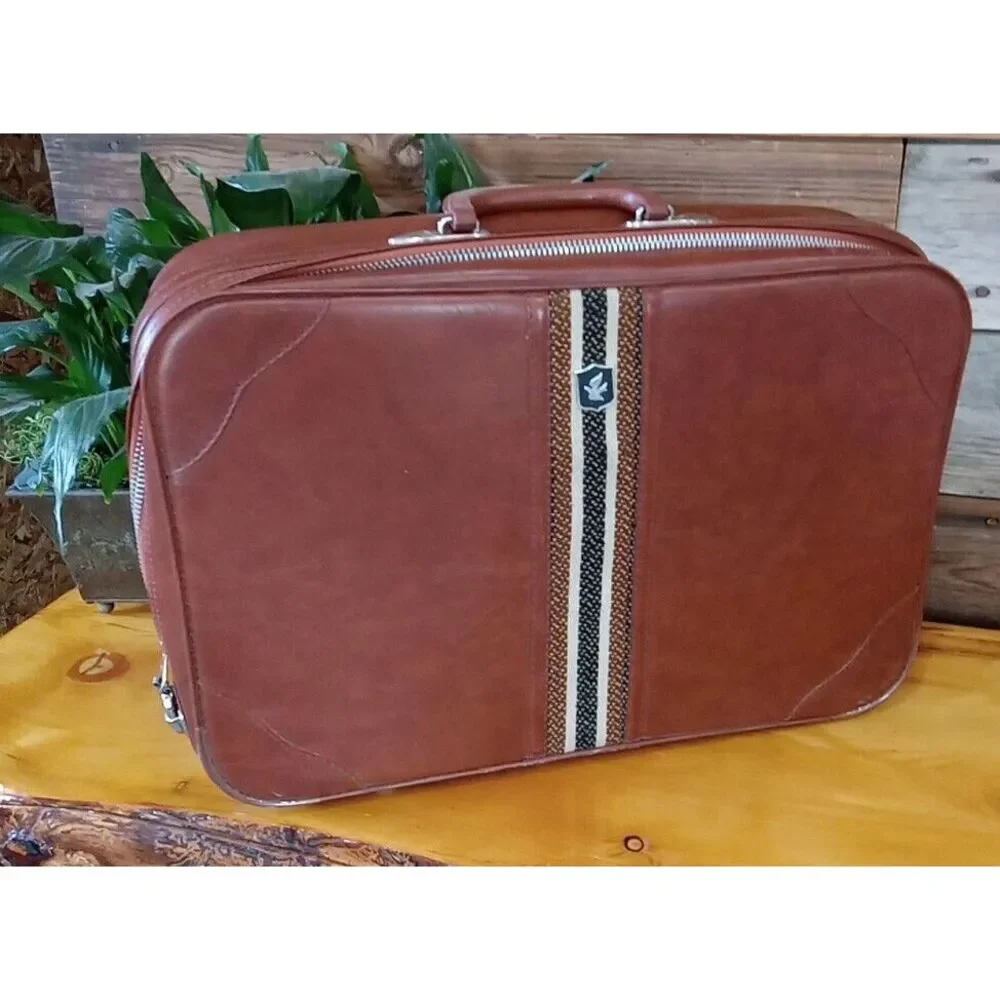 VTG Leather Overnight Suit Case Travel Bag Retro